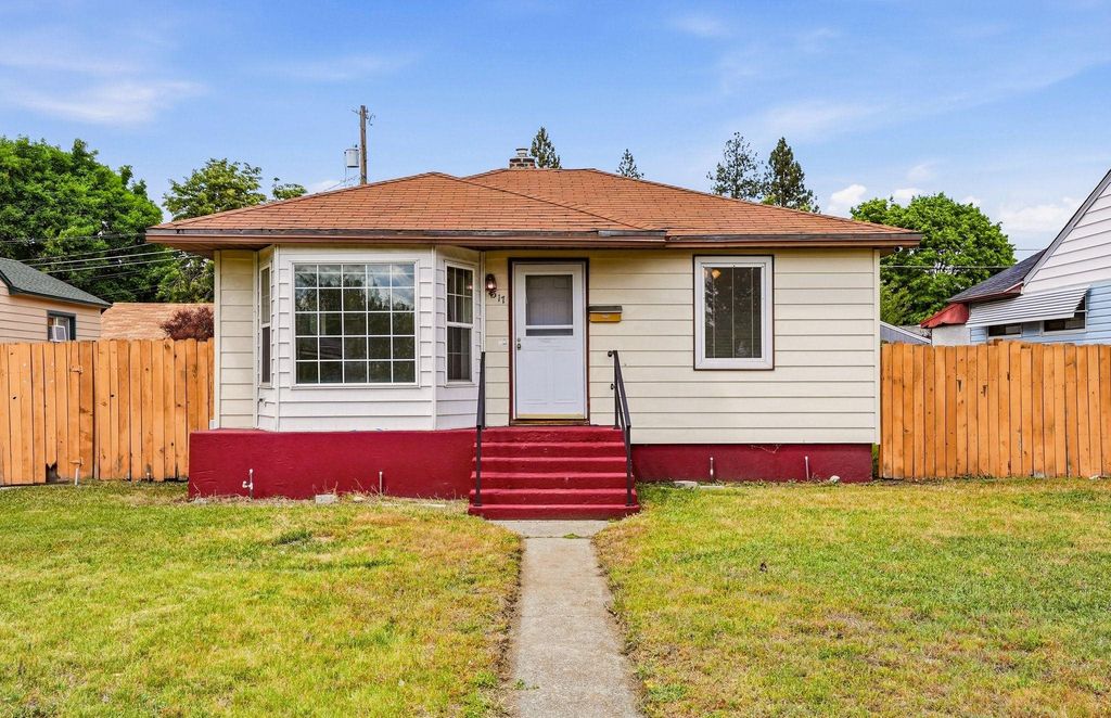 517 E Columbia Ave, Spokane, WA 99208