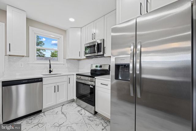 2112 GAITHER ST, Temple Hills, MD 20748