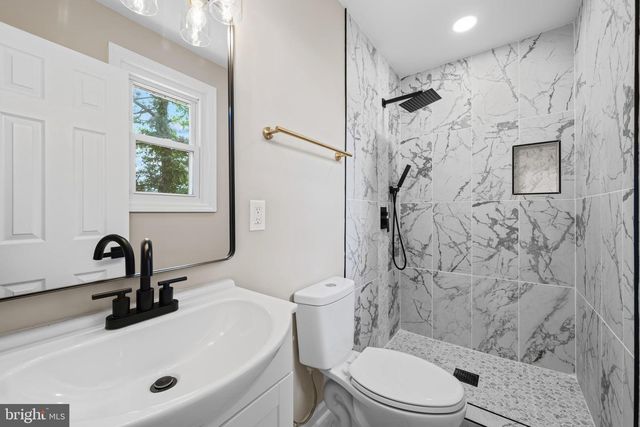 2112 GAITHER ST, Temple Hills, MD 20748