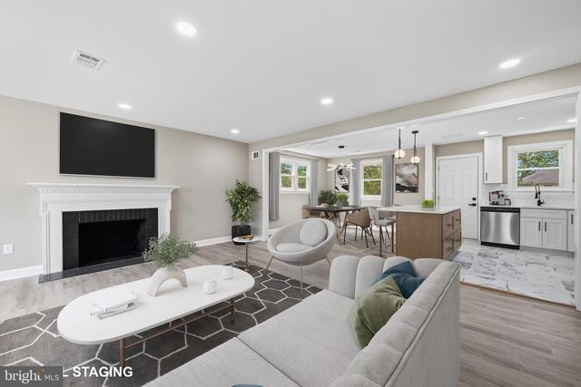 2112 GAITHER ST, Temple Hills, MD 20748