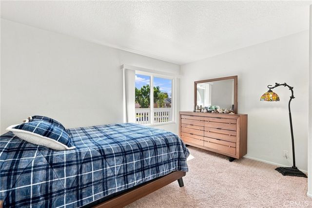 187 Huntington, Irvine, CA 92620