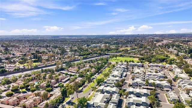 187 Huntington, Irvine, CA 92620