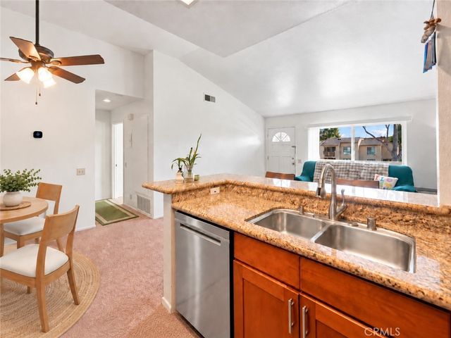 187 Huntington, Irvine, CA 92620