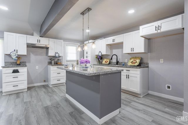 3308 Hale Street, Bakersfield, CA 93307