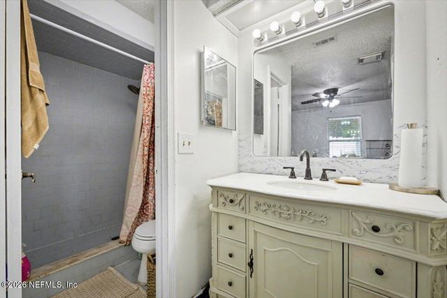 53 LION Street, Middleburg, FL 32068