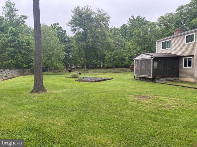 104 DEERWOOD CT, Sterling, VA 20164
