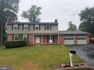 104 DEERWOOD CT, Sterling, VA 20164