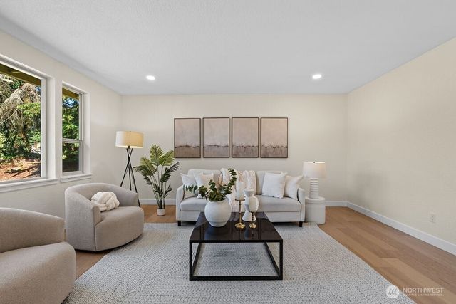 18901 SE 281st Street, Kent, WA 98042