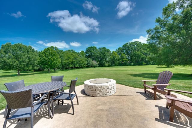 401 Belle Glen Ln, Brentwood, TN 37027