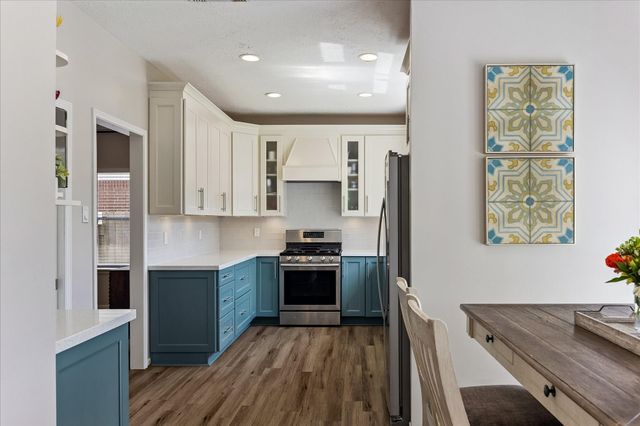 7022 Red Coral Drive, Pasadena, TX 77505