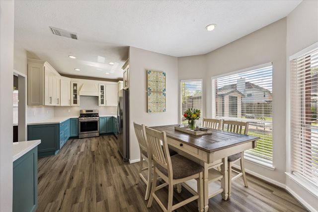 7022 Red Coral Drive, Pasadena, TX 77505