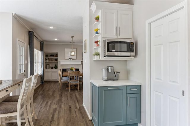 7022 Red Coral Drive, Pasadena, TX 77505