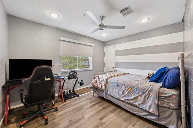 7022 Red Coral Drive, Pasadena, TX 77505