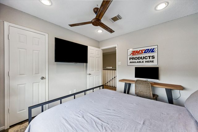 7022 Red Coral Drive, Pasadena, TX 77505