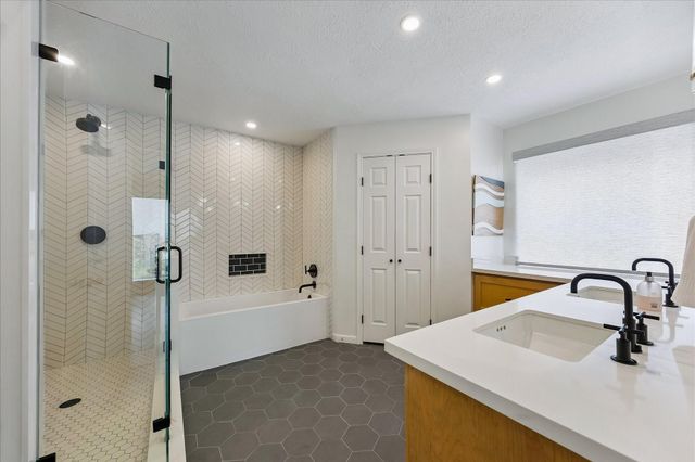 7022 Red Coral Drive, Pasadena, TX 77505