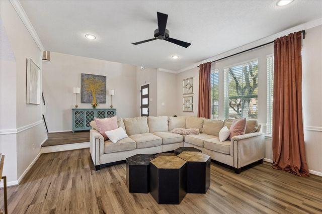 7022 Red Coral Drive, Pasadena, TX 77505