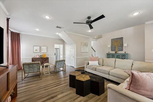 7022 Red Coral Drive, Pasadena, TX 77505