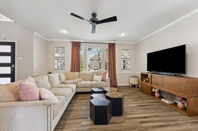 7022 Red Coral Drive, Pasadena, TX 77505