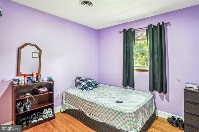 702 MIDWAY DR, Frederick, MD 21701