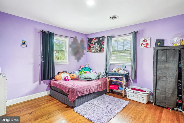 702 MIDWAY DR, Frederick, MD 21701