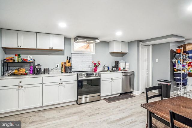 702 MIDWAY DR, Frederick, MD 21701