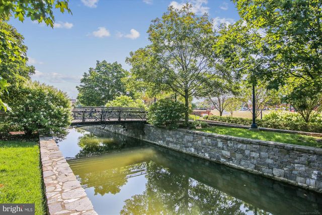 702 MIDWAY DR, Frederick, MD 21701