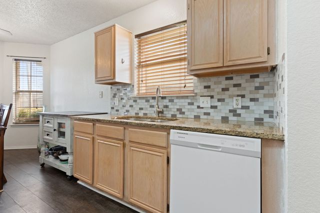 3133 Summerfield Lane, Grand Prairie, TX 75052