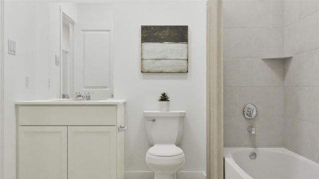 110 Brabham LOOP, Hutto, TX 78634