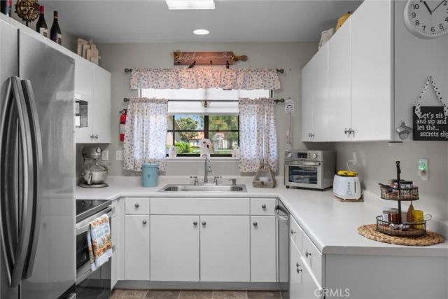 1065 Mountain View, Hemet, CA 92545