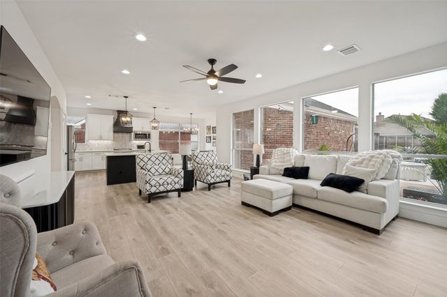 2416 Campfire Lane, Frisco, TX 75033