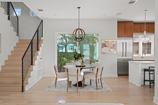 2105 Enfield RD A, Austin, TX 78703