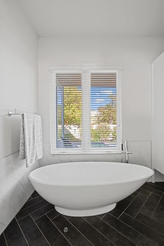 2105 Enfield RD A, Austin, TX 78703