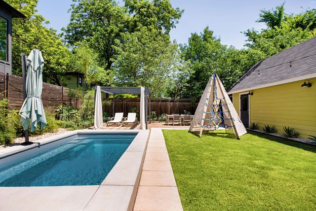1608 Hether ST, Austin, TX 78704