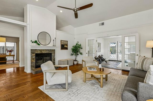 8919 Sonoma Valley Way, Sacramento, CA 95829