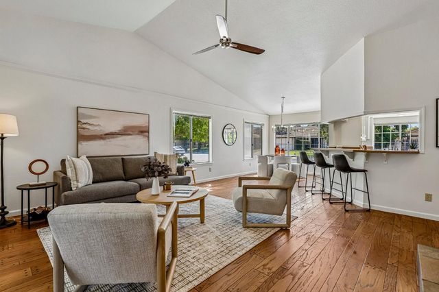 8919 Sonoma Valley Way, Sacramento, CA 95829