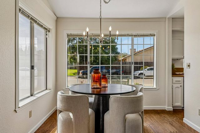 8919 Sonoma Valley Way, Sacramento, CA 95829