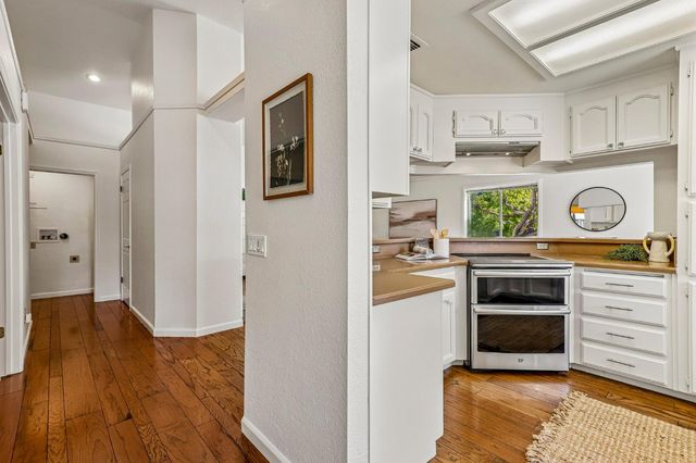 8919 Sonoma Valley Way, Sacramento, CA 95829