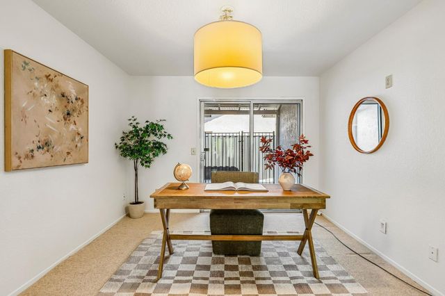 8919 Sonoma Valley Way, Sacramento, CA 95829