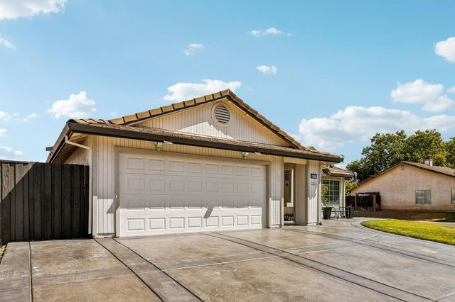 8919 Sonoma Valley Way, Sacramento, CA 95829