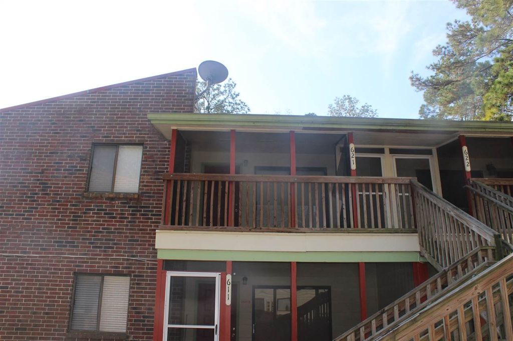 317 Mabry St Apt 621, Tallahassee, FL 32304