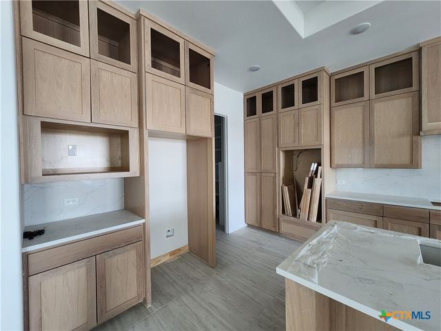 302 Rodeo Road, Salado, TX 76571