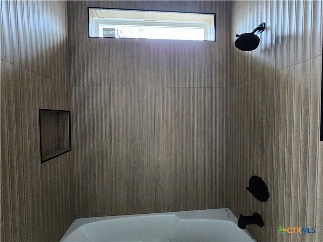 302 Rodeo Road, Salado, TX 76571