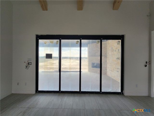 302 Rodeo Road, Salado, TX 76571