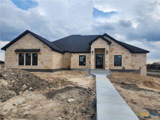 302 Rodeo Road, Salado, TX 76571
