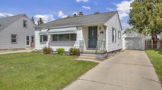 649 Indiana AVENUE, West Bend, WI 53095
