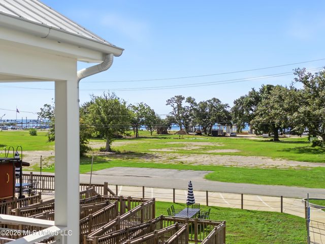 405 Mason Avenue, Long Beach, MS 39560