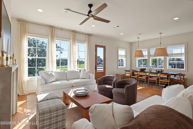 405 Mason Avenue, Long Beach, MS 39560