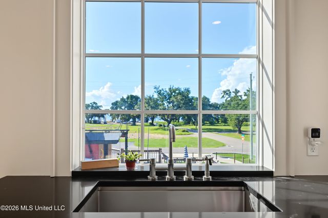 405 Mason Avenue, Long Beach, MS 39560