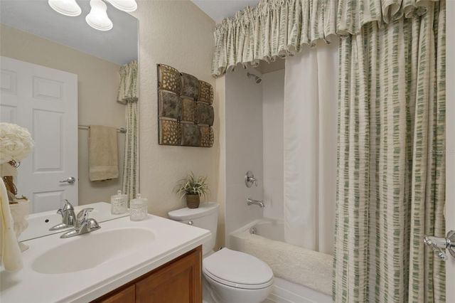 137 SEDONIA COURT, Davenport, FL 33837