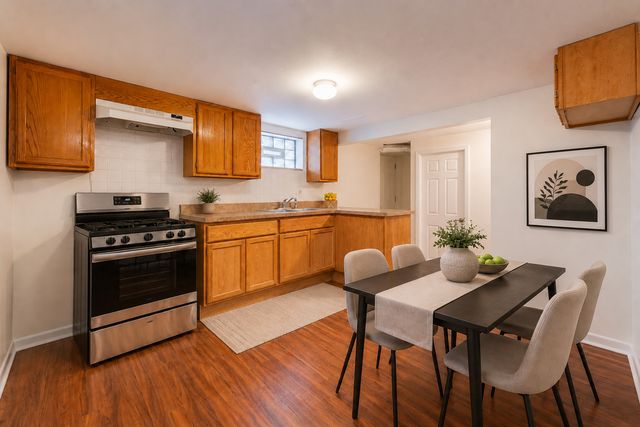 3933 W 69th Place, Chicago, IL 60629